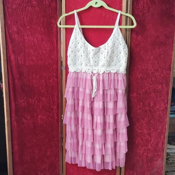 J Gee | Dresses | Pink Flutter Gauzy Crochet Bodice Dress Jgee Size Xl |  Poshmark